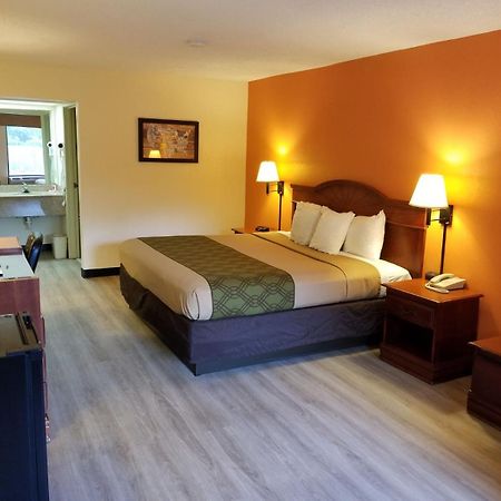 Econo Lodge Inn & Suites Gulfport Kültér fotó