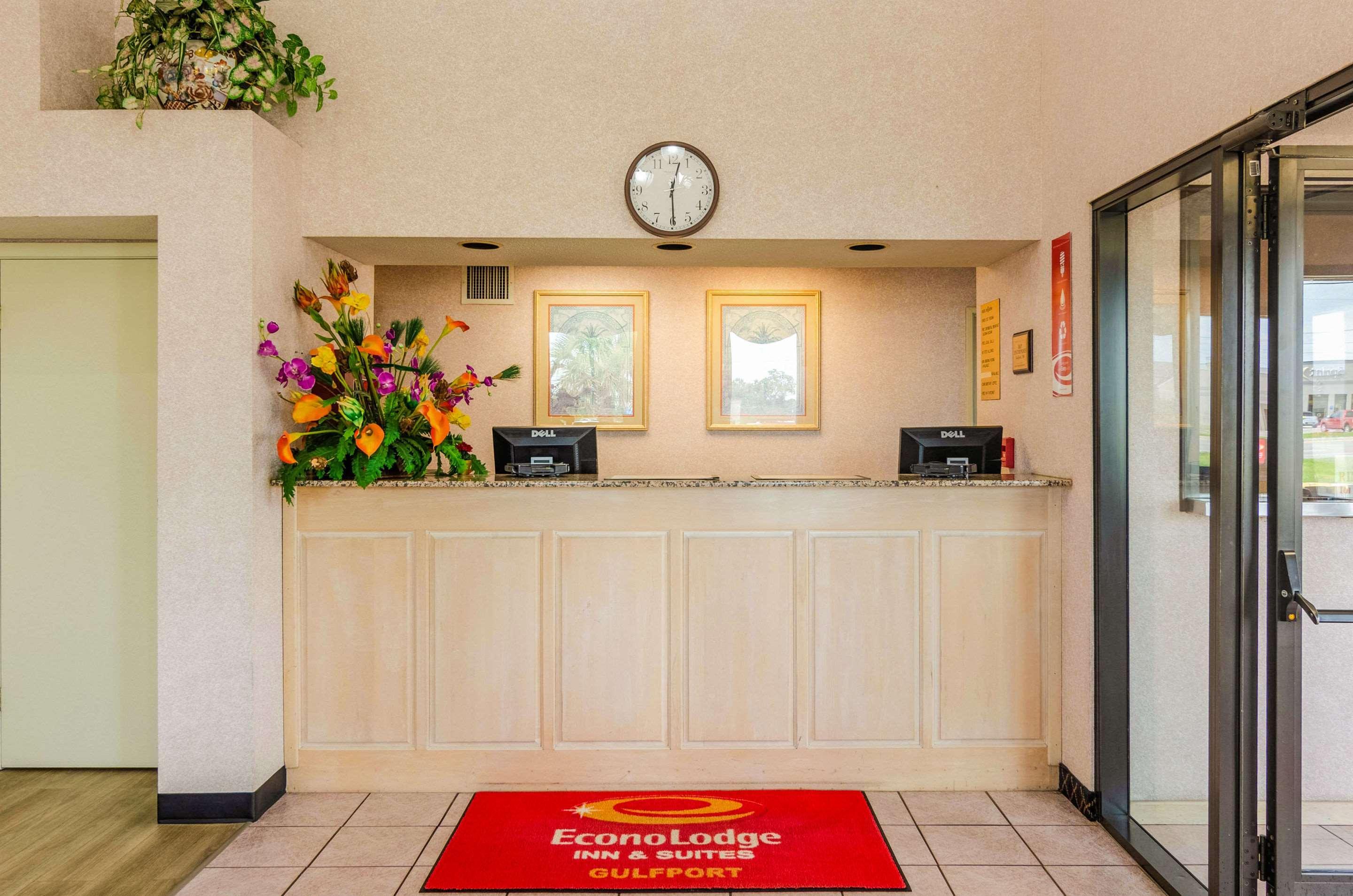 Econo Lodge Inn & Suites Gulfport Kültér fotó