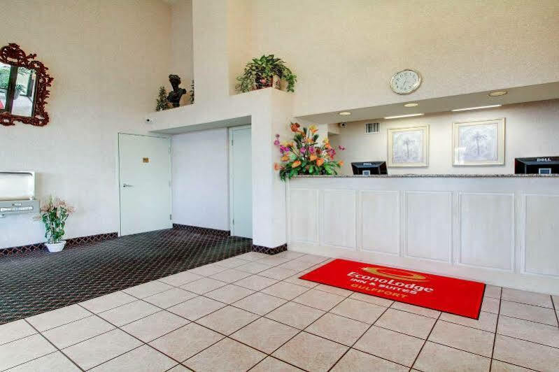 Econo Lodge Inn & Suites Gulfport Kültér fotó